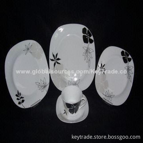 Fine Porcelain 20 Pieces of Dinner Set in Square Shape with Decal